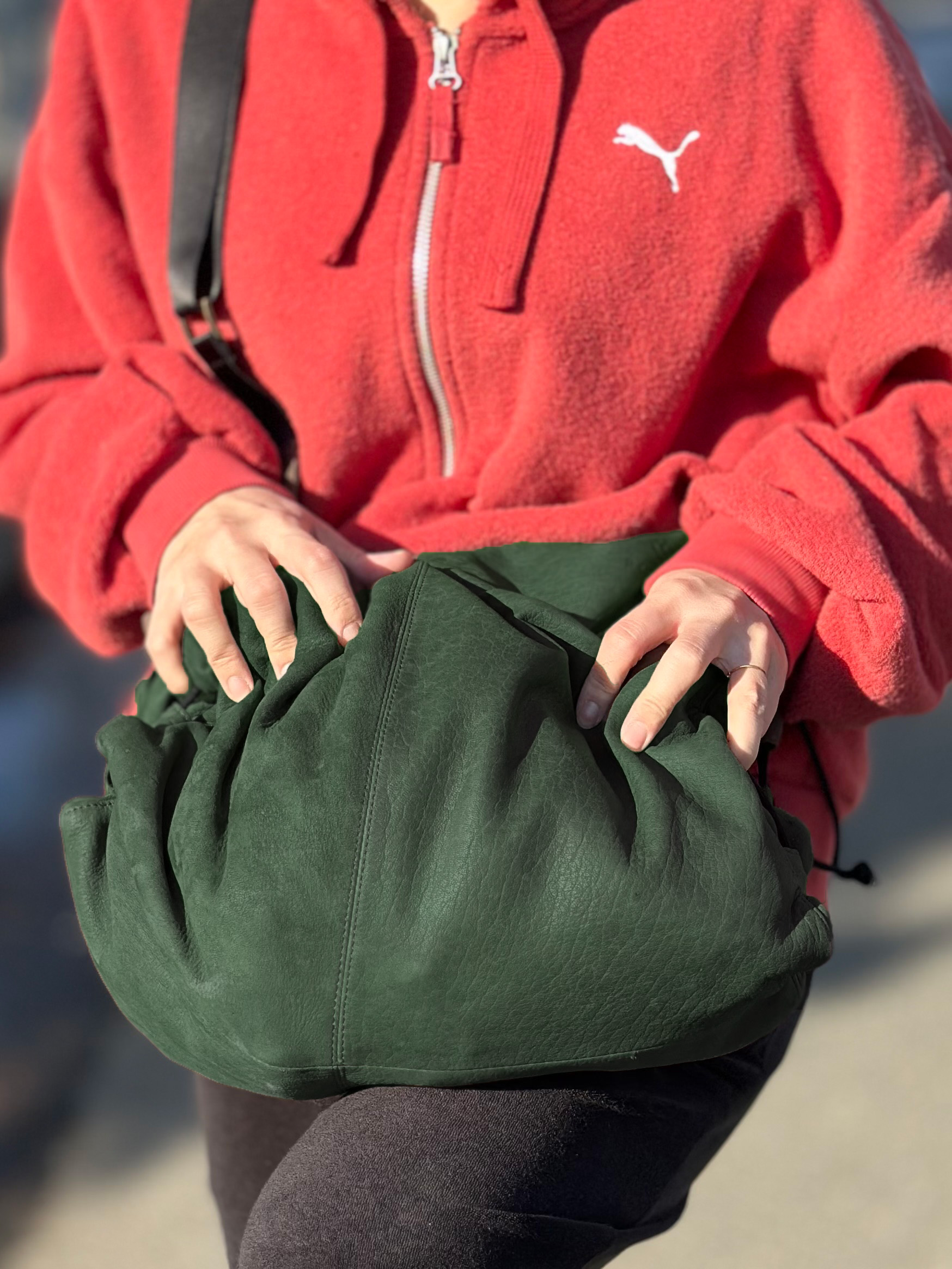 天然エゾシカ革のショルダーバッグ