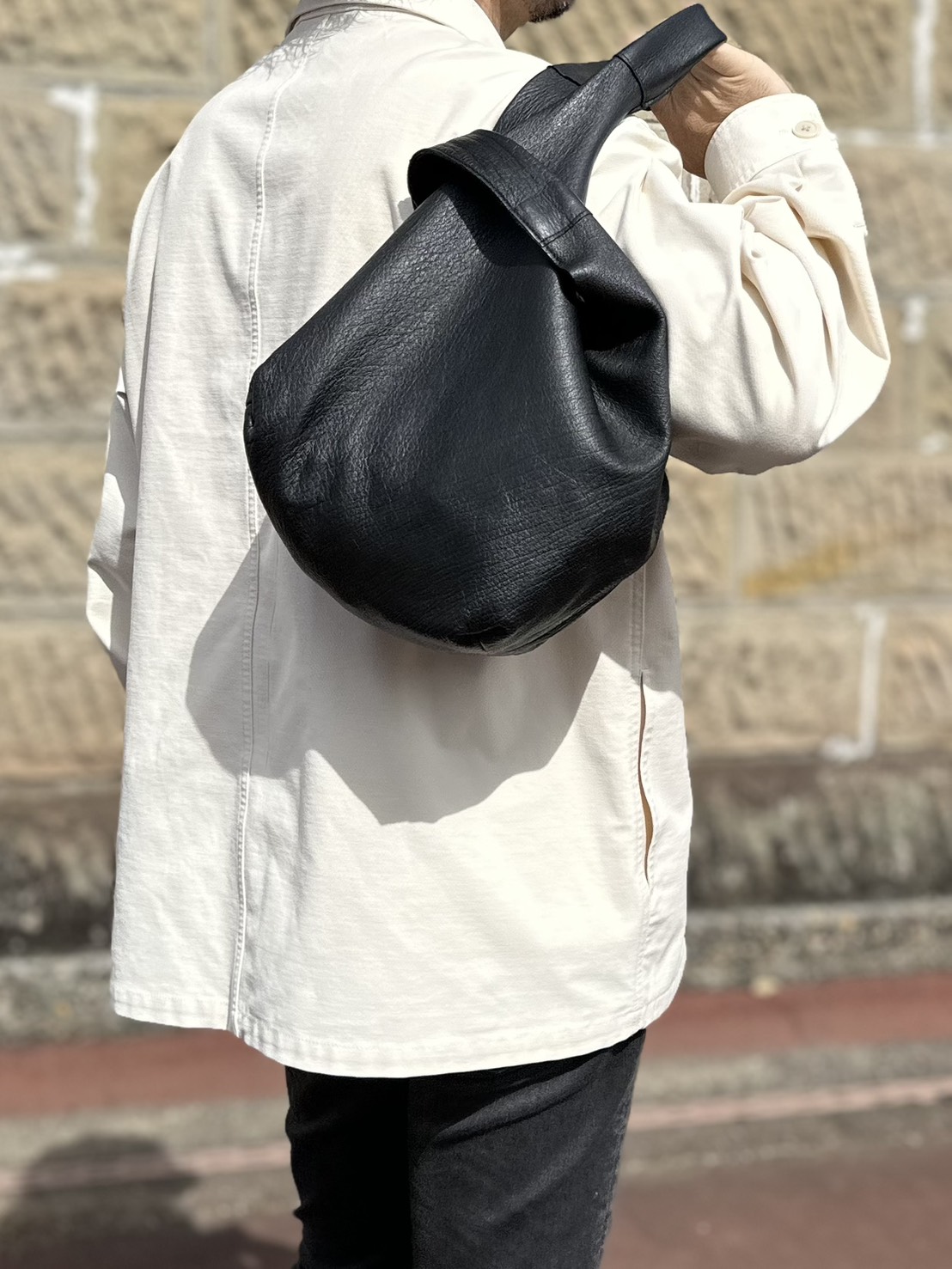 鹿革ミディトート